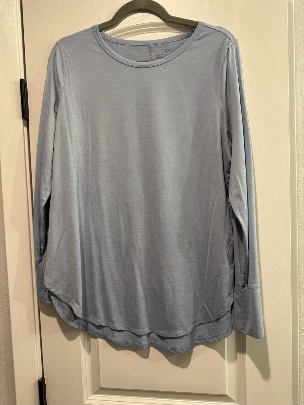 GAP Light Blue Long-Sleeve Crew Neck‎ Athletic Top